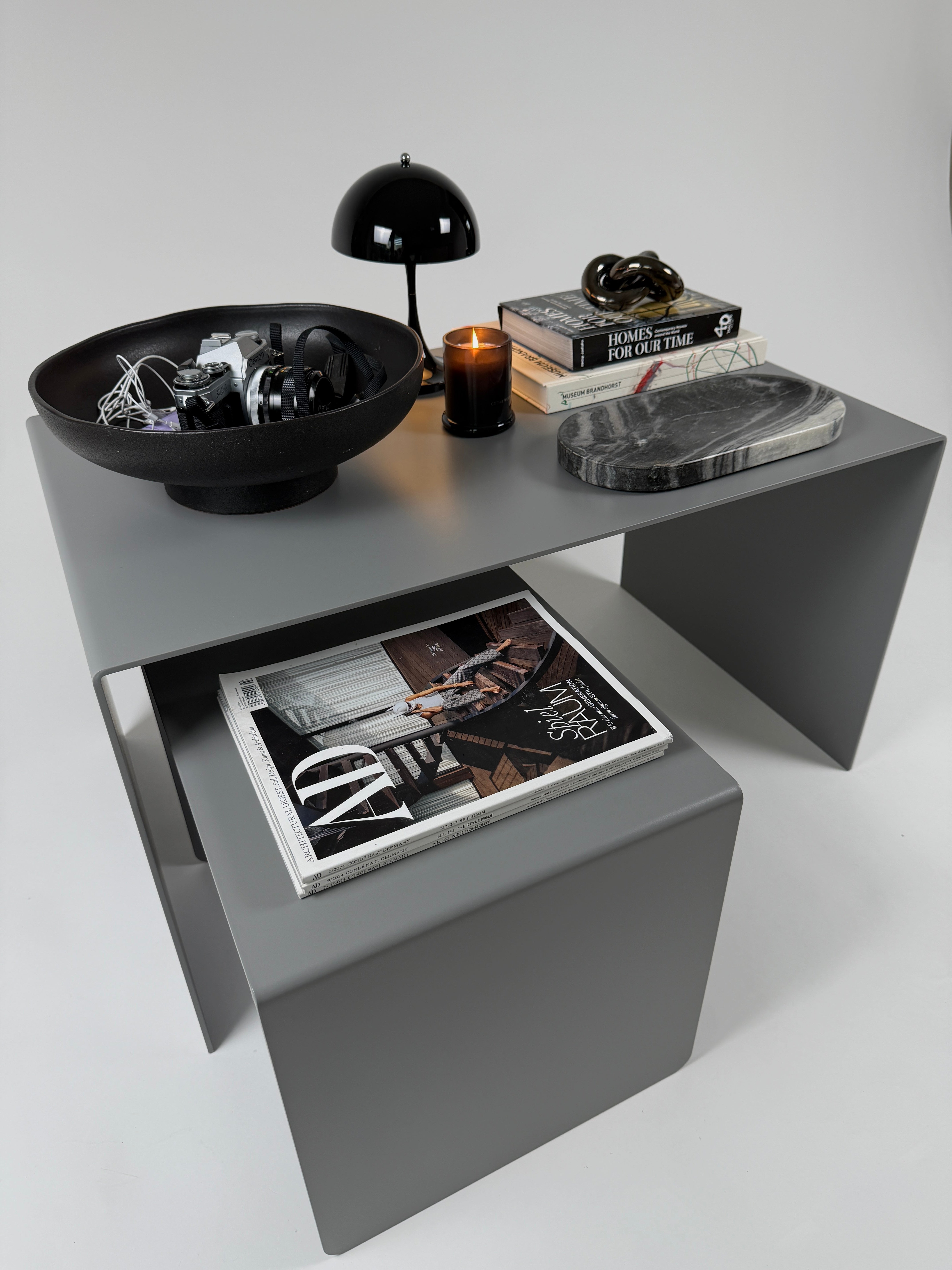2er Set Tische aus Aluminium | grau