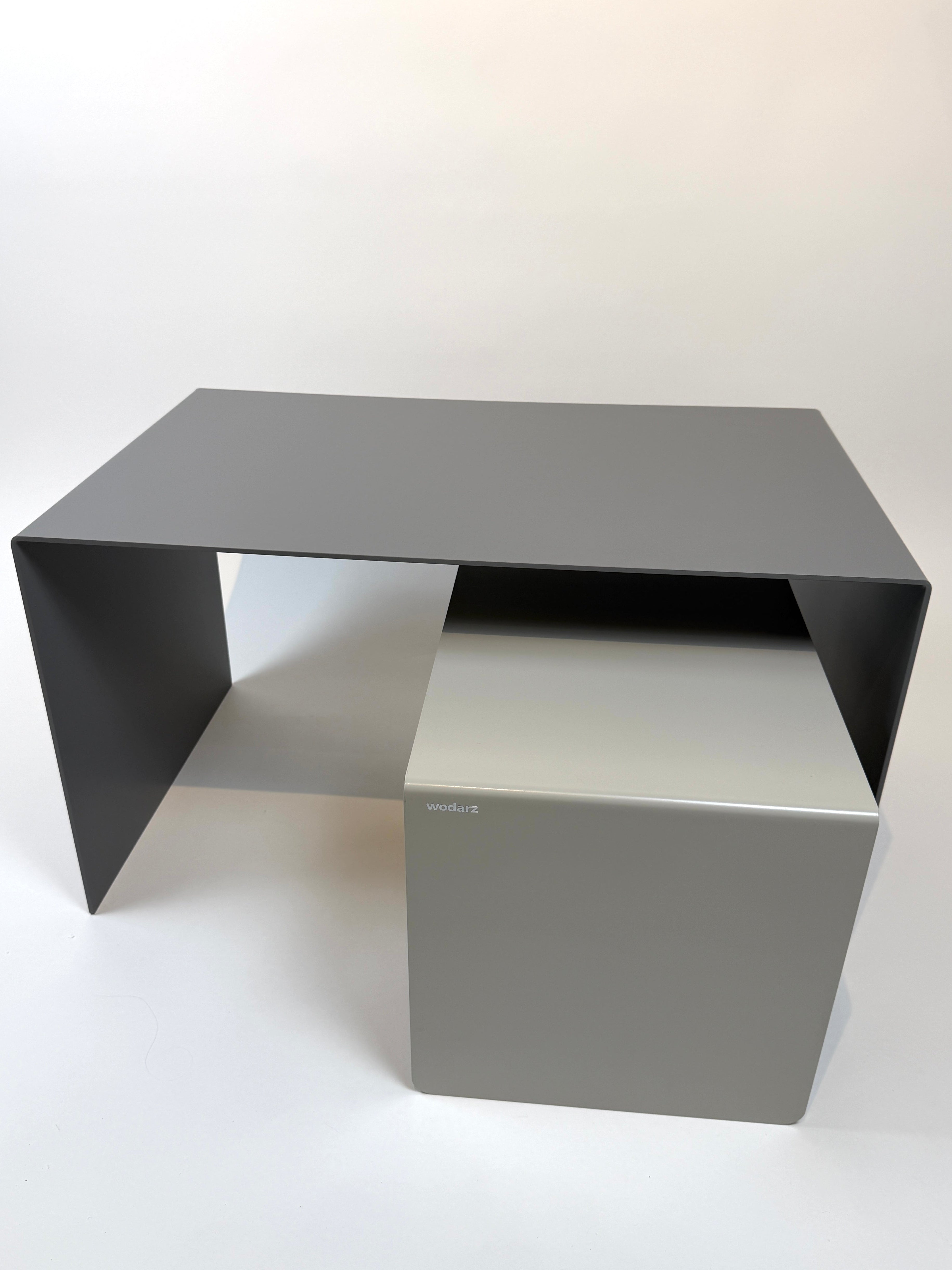 2er Set Tische aus Aluminium | grau